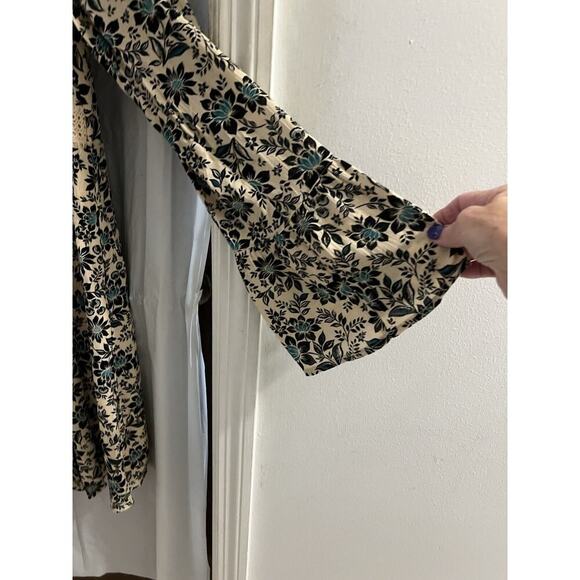 Torrid Blue Beige Floral Crochet Lace Up Skater Dress Sz 1x NWT Cottage Boho - Picture 5 of 9